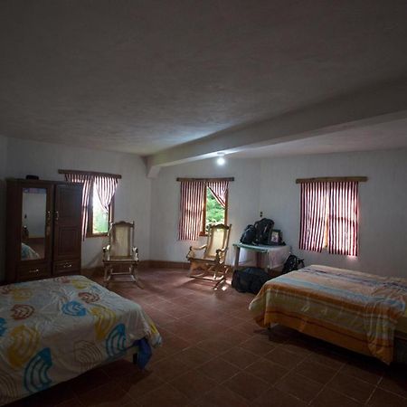 Hostal Checruz, Todos Santos Cuchumatan Уэуэтенанго Экстерьер фото